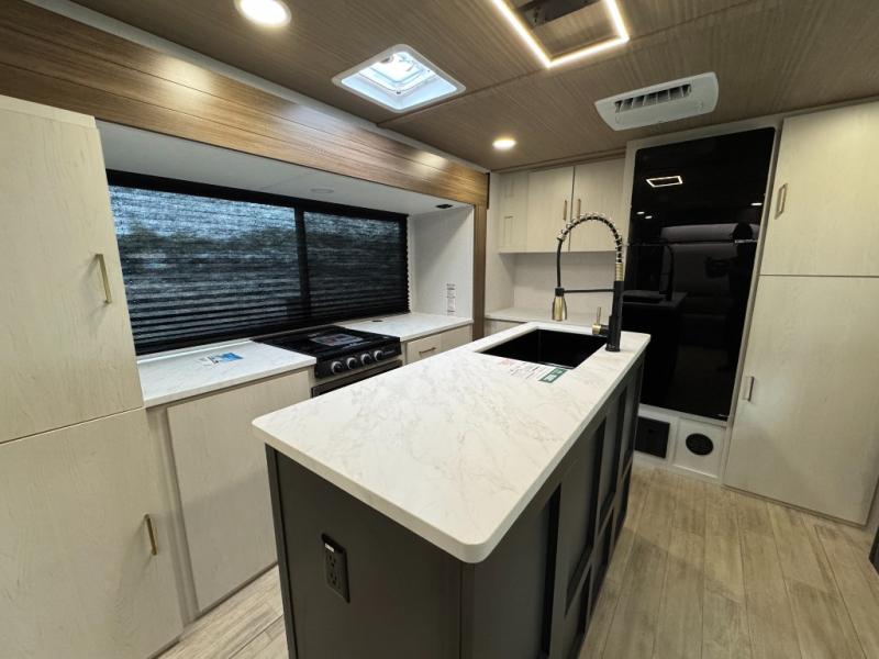 2027 Forest River RV Vibe 3400XL photo 16