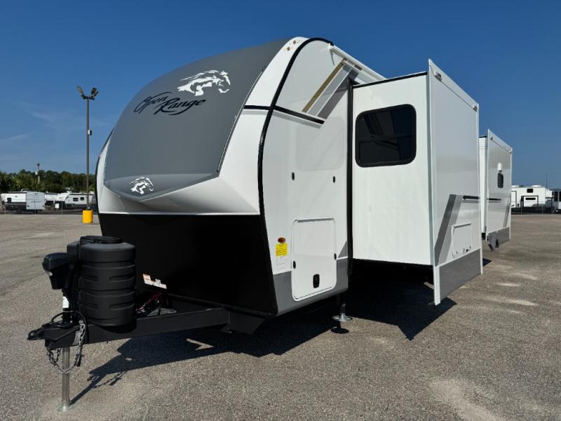2027 Open Range RV Roamer Light Duty 29RLTS photo 3
