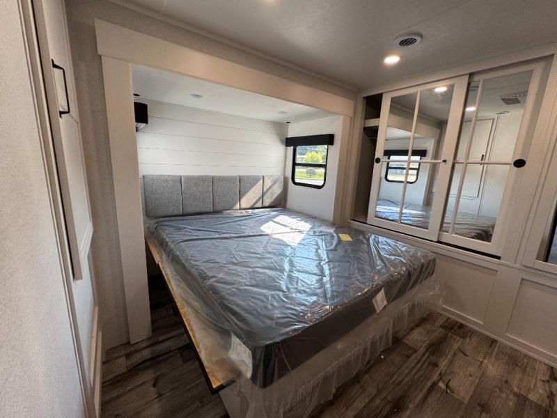 2027 Open Range RV Roamer Light Duty 29RLTS photo 20