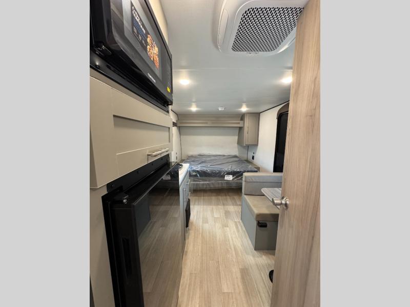 2026 Keystone RV Hideout Mini 166RB photo 18