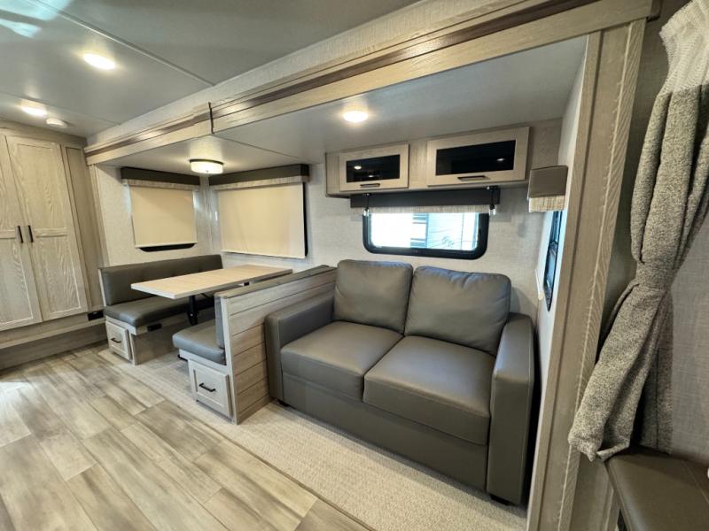 2023 Forest River RV Flagstaff Shamrock 235S photo 9