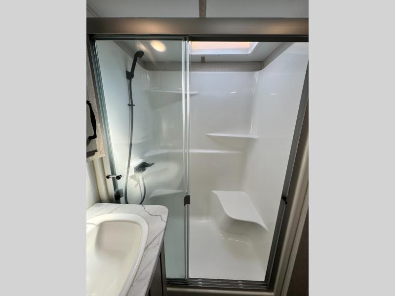 2023 Keystone RV Avalanche 390DS photo 48