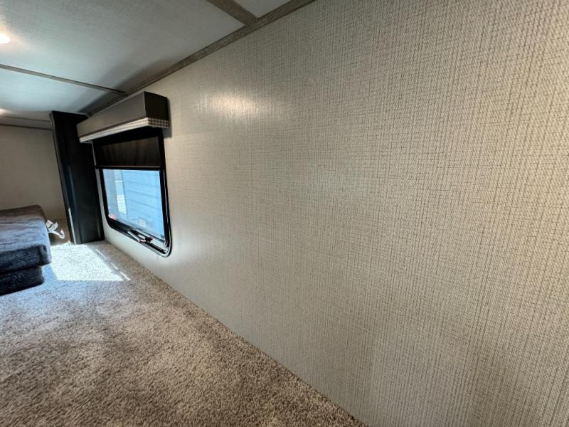 2023 Keystone RV Avalanche 390DS photo 25