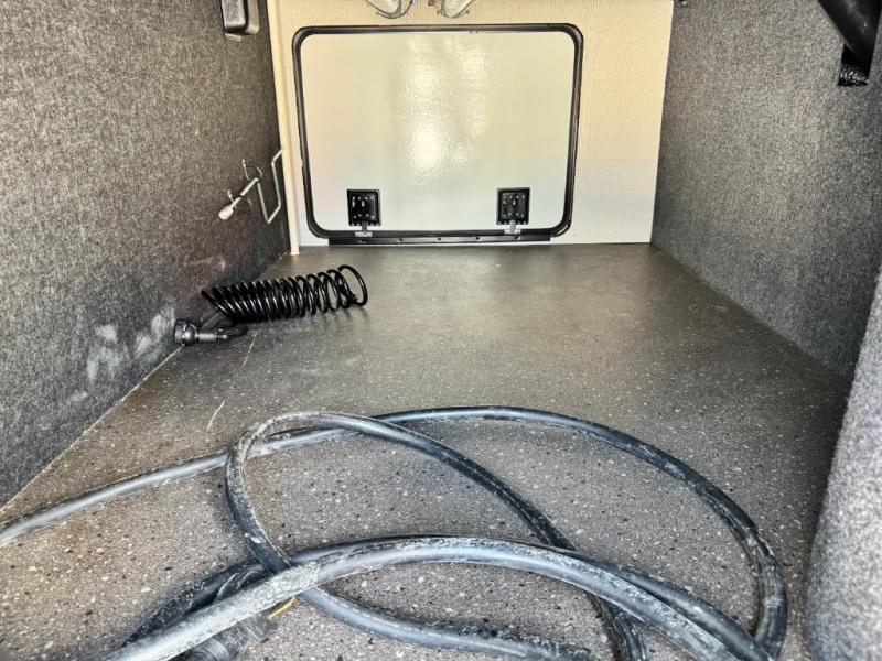 2023 Keystone RV Avalanche 390DS photo 56