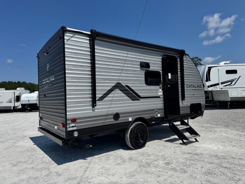 2027 Coachmen RV Catalina Summit Series 7 164BHX photo 4