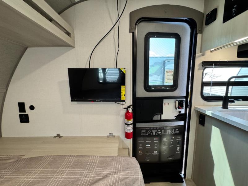2027 Coachmen RV Catalina Summit Series 7 164BHX photo 22