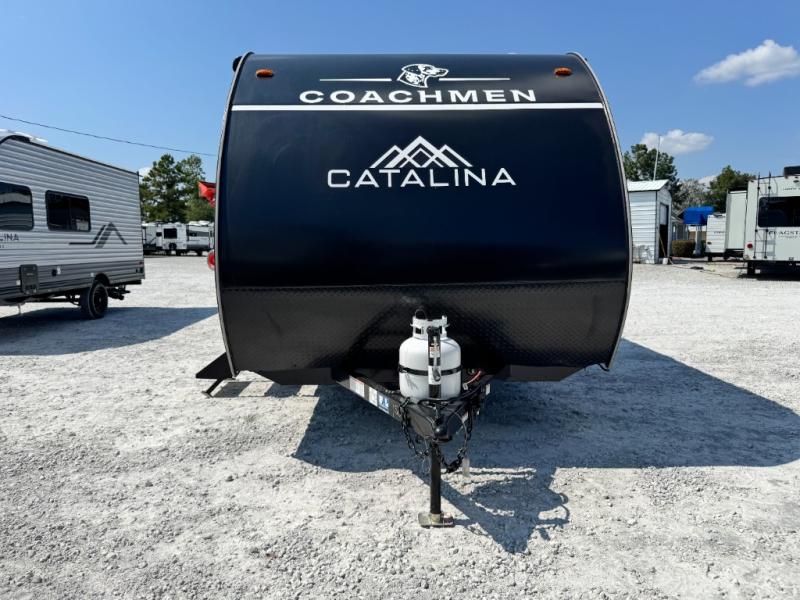 2027 Coachmen RV Catalina Summit Series 7 154RDX photo 3