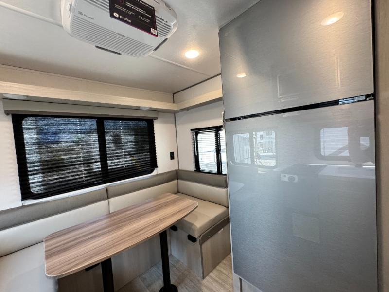 2027 Coachmen RV Catalina Summit Series 7 154RDX photo 11