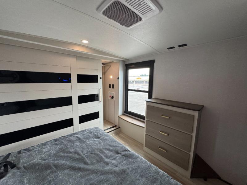 2027 Forest River RV Wildwood Heritage Glen 373MBRL photo 26