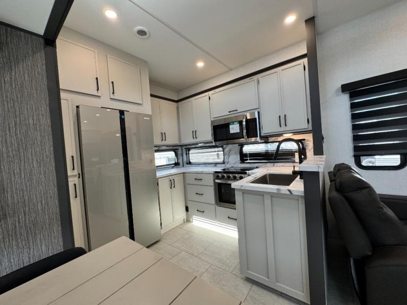 2027 Forest River RV Wildcat 33CHEF photo 12