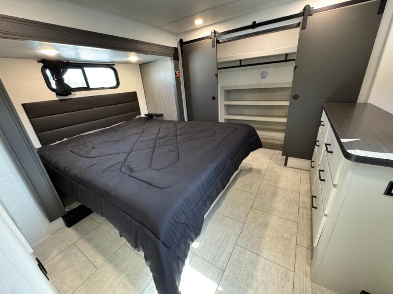 2027 Forest River RV Wildcat 33CHEF photo 23