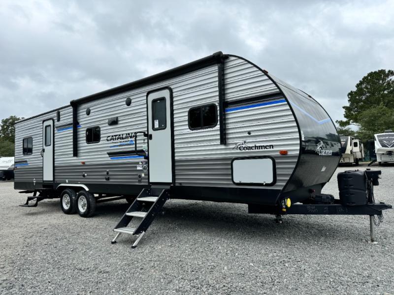 2023 Coachmen RV Catalina Trail Blazer 29THS Toy Hauler photo 3