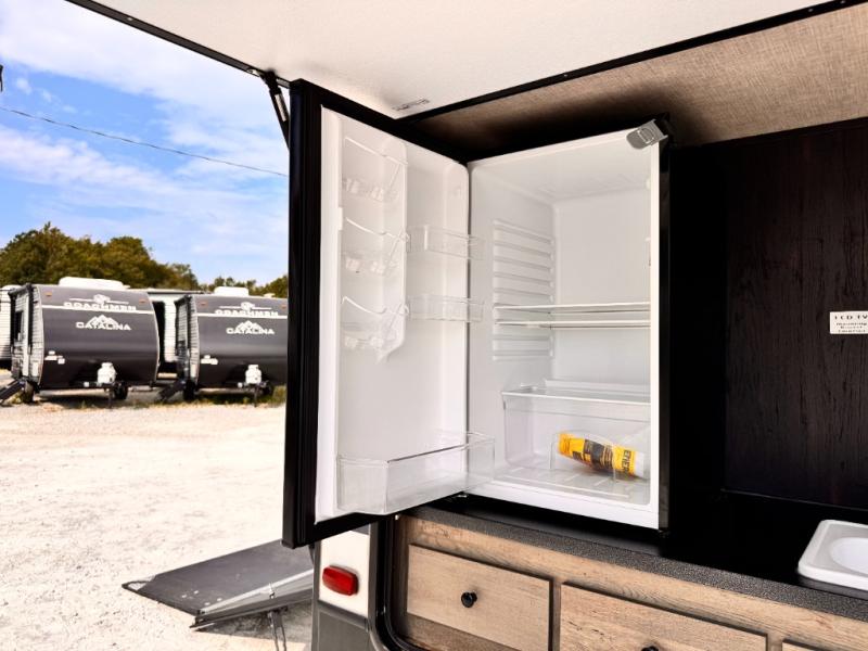 2020 Keystone RV Outback 335CG Toy Hauler photo 9