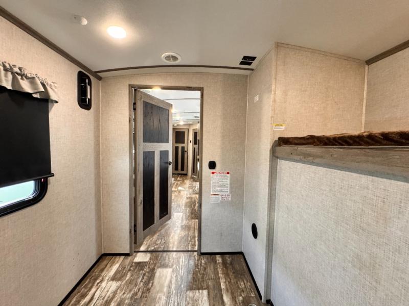 2020 Keystone RV Outback 335CG Toy Hauler photo 26