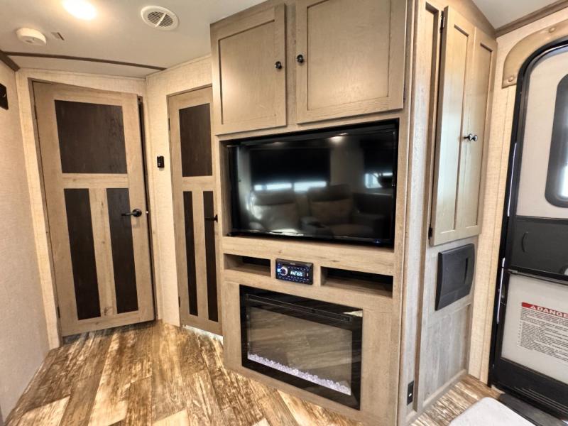 2020 Keystone RV Outback 335CG Toy Hauler photo 28
