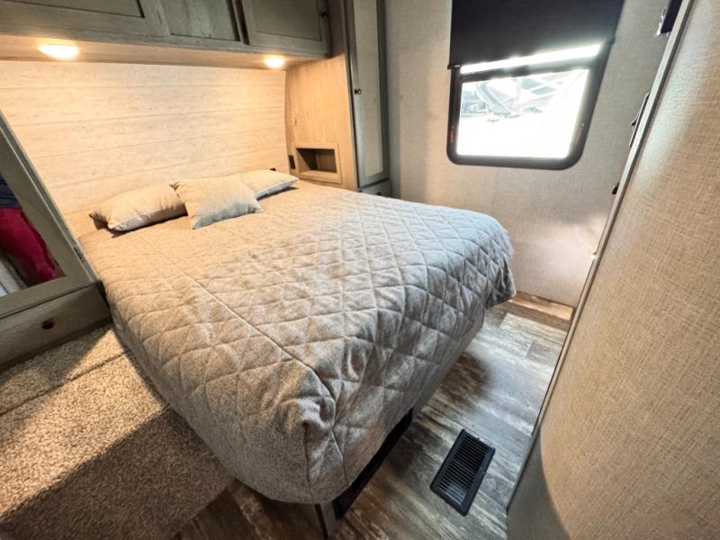 2020 Keystone RV Outback 335CG Toy Hauler photo 29