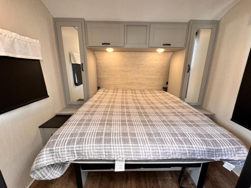 2022 Forest River RV Vibe 28BH photo 28