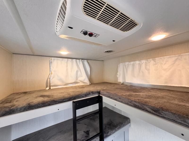 2022 Forest River RV Vibe 28BH photo 23