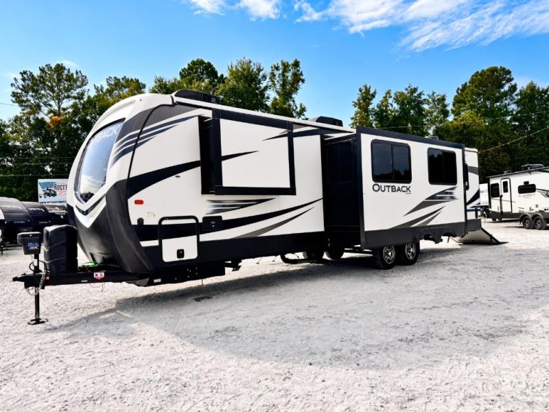 2020 Keystone RV Outback 335CG Toy Hauler photo 4
