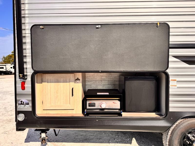 2026 Coachmen RV Catalina Summit Series 7 184BHSX photo 7