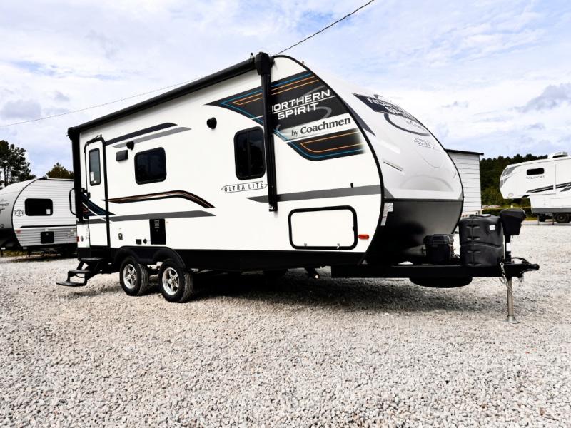 2022 Coachmen RV Spirit Ultra Lite 1943RB photo 1