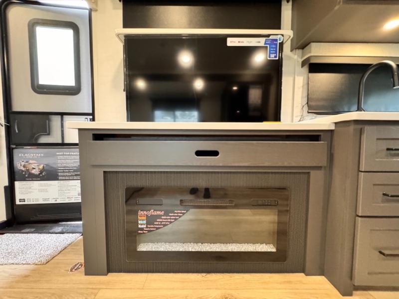 2027 Forest River RV Flagstaff Super Lite 27RKS photo 15
