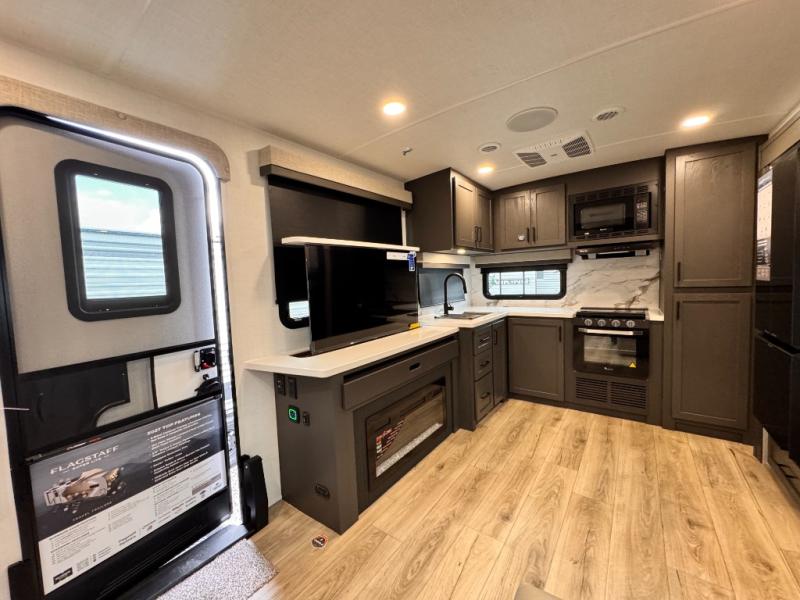 2027 Forest River RV Flagstaff Super Lite 27RKS photo 9