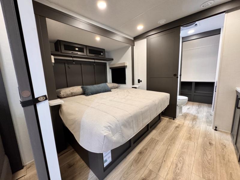 2027 Forest River RV Flagstaff Super Lite 27RKS photo 20