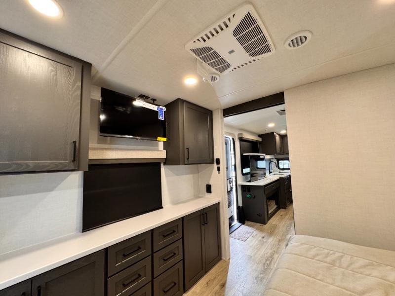 2027 Forest River RV Flagstaff Super Lite 27RKS photo 22