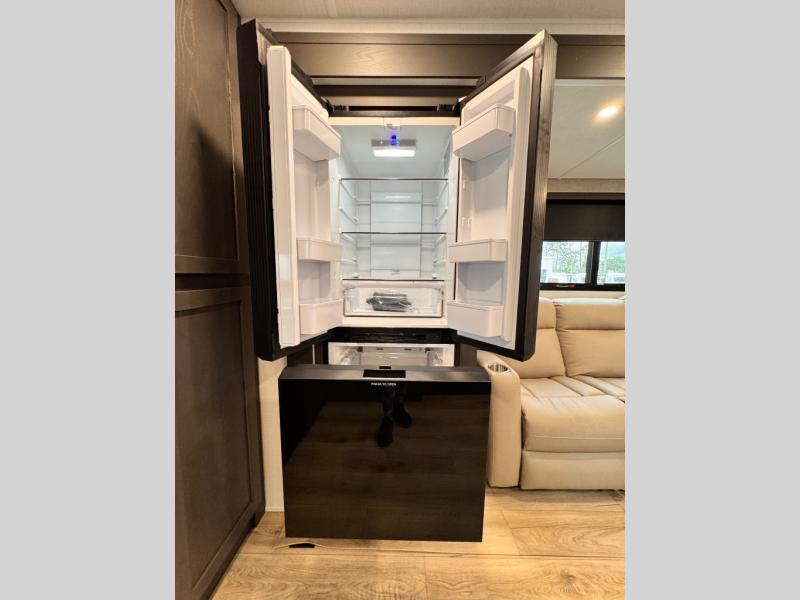 2027 Forest River RV Flagstaff Super Lite 27RKS photo 19