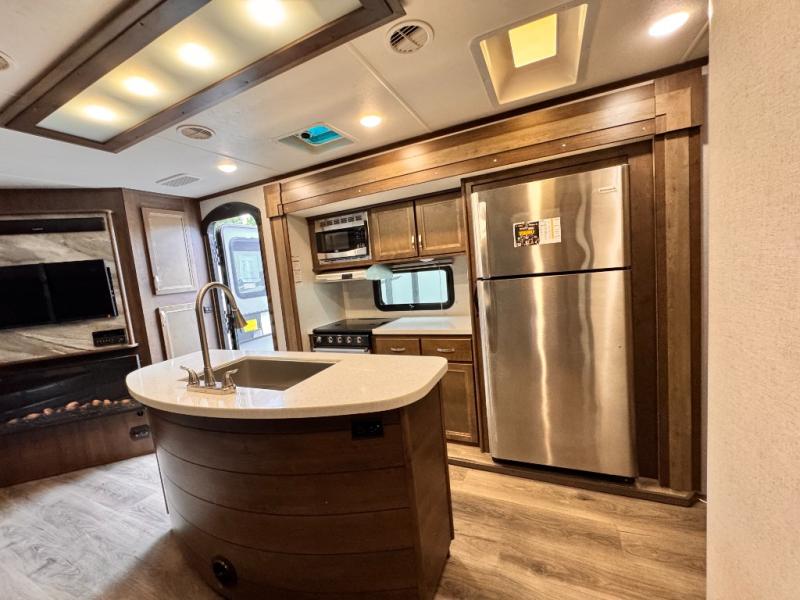 2019 Highland Ridge RV Mesa Ridge MR310BHS photo 12
