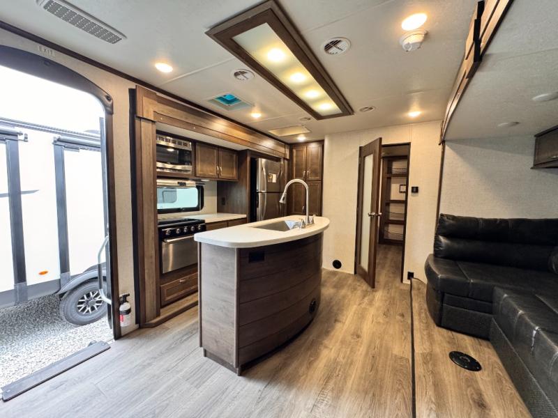 2019 Highland Ridge RV Mesa Ridge MR310BHS photo 11