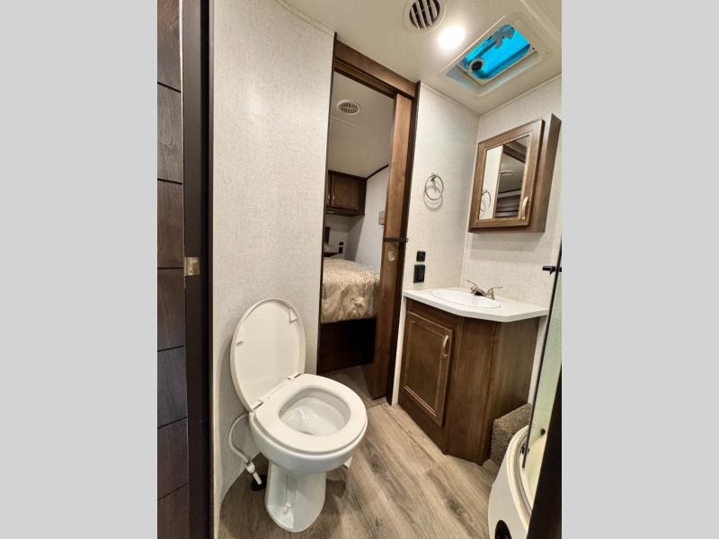 2019 Highland Ridge RV Mesa Ridge MR310BHS photo 23