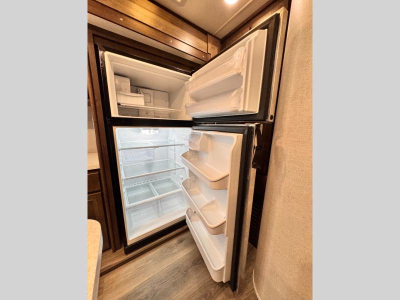 2019 Highland Ridge RV Mesa Ridge MR310BHS photo 22