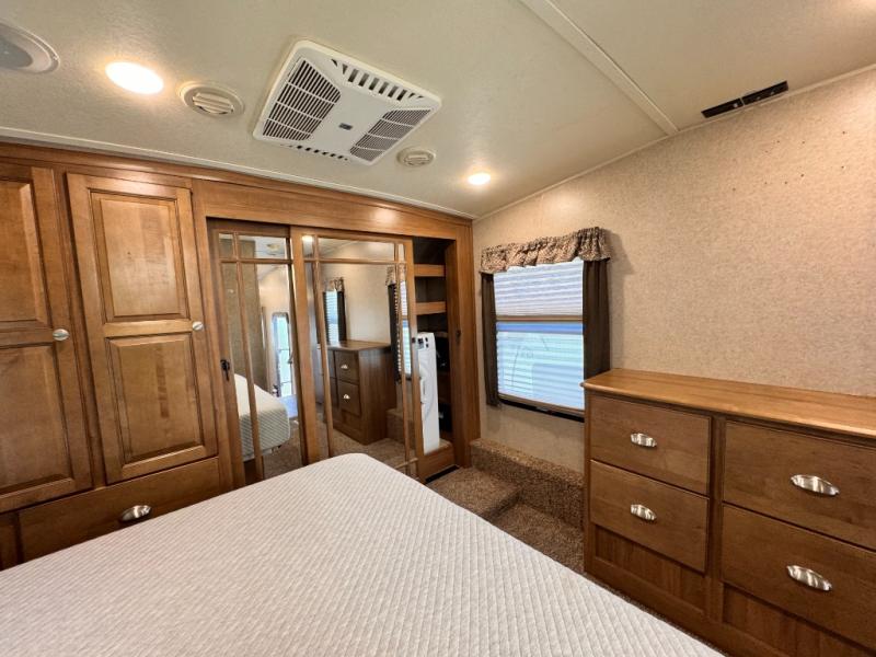 2019 Forest River RV Flagstaff Classic Super Lite 8529IKBS photo 23