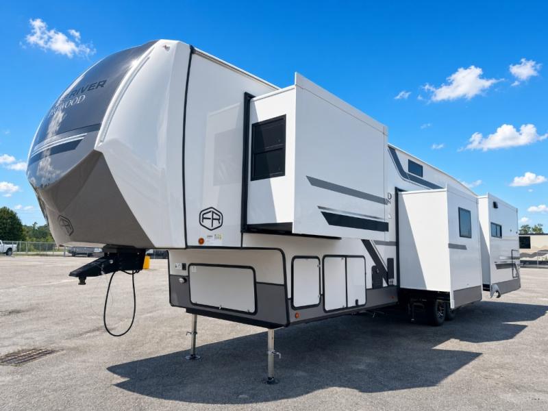 2027 Forest River RV Wildwood Heritage Glen 373MBRL photo 3