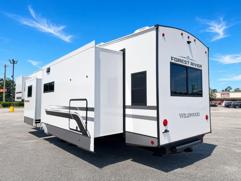 2027 Forest River RV Wildwood Heritage Glen 373MBRL photo 4