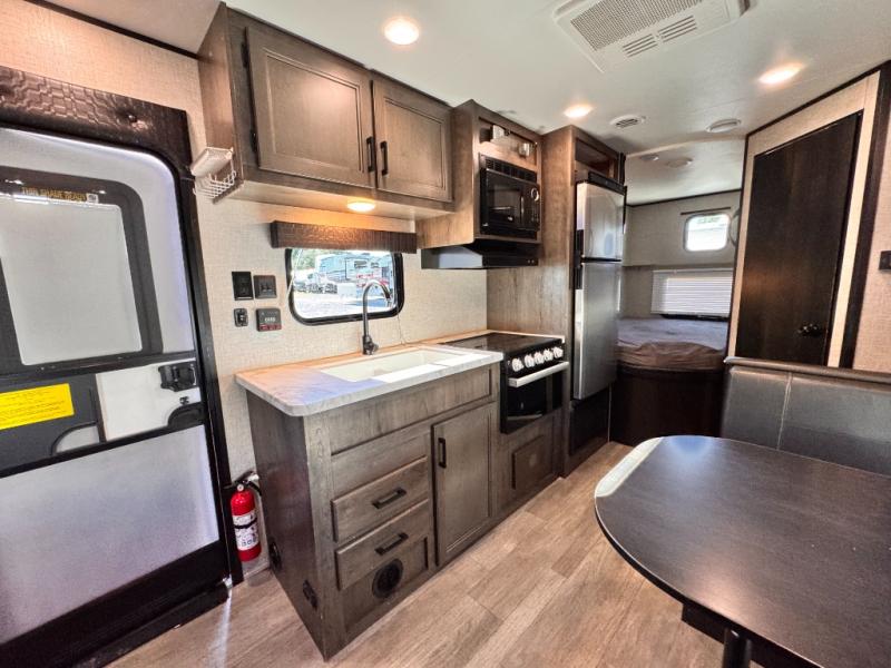 2022 Jayco Jay Flight SLX 8 224BH photo 9