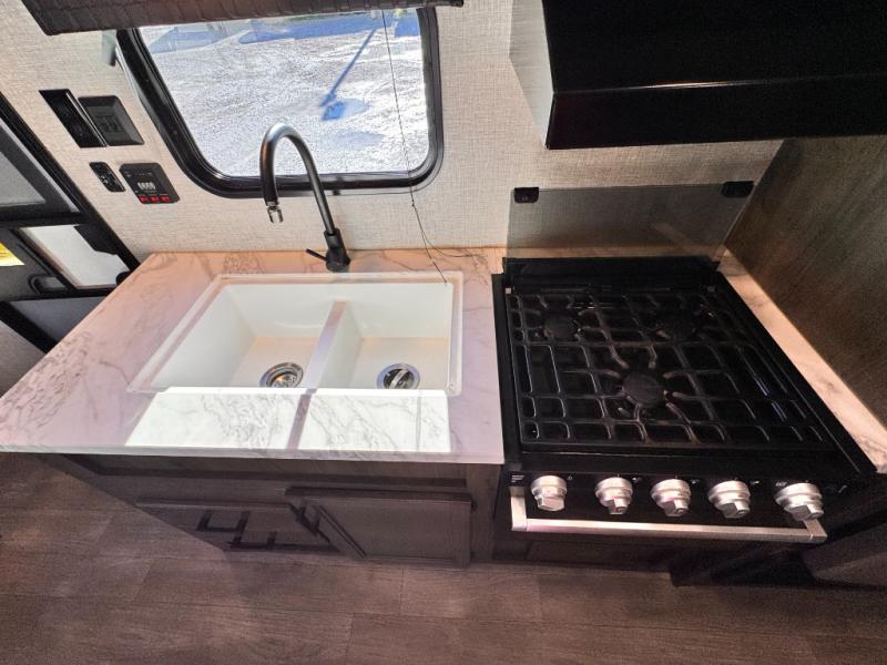 2022 Jayco Jay Flight SLX 8 224BH photo 16