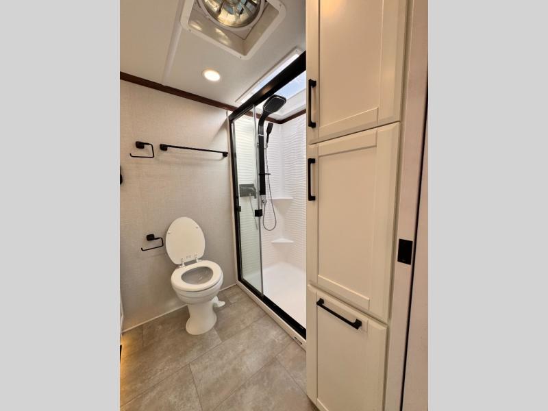 2025 Forest River RV RiverStone 421FK photo 34