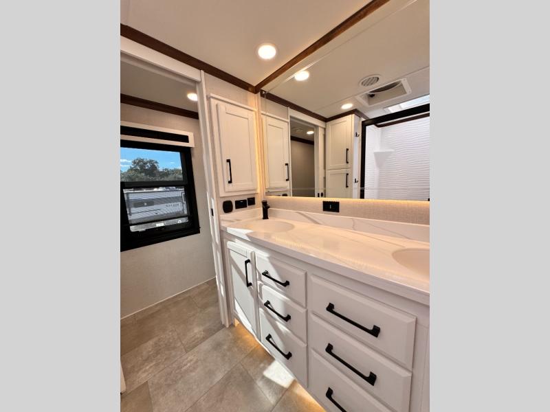 2025 Forest River RV RiverStone 421FK photo 38