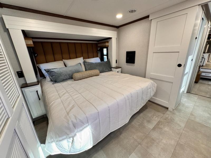 2025 Forest River RV RiverStone 421FK photo 28
