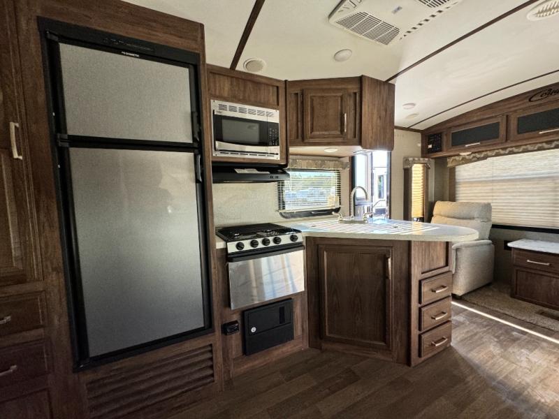 2018 Keystone RV Cougar X-Lite 28RLS photo 10
