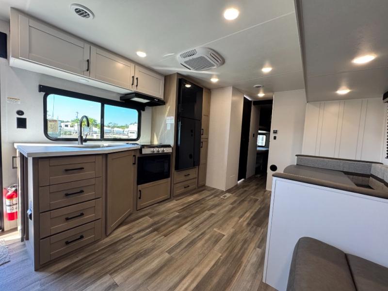 2027 Open Range RV Colt 32DSB photo 11