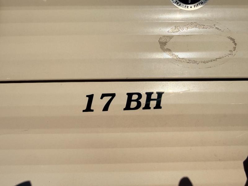 2017 Coachmen RV Clipper Ultra-Lite 17BH photo 8