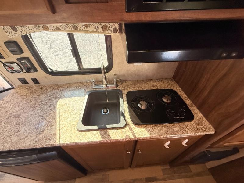 2017 Coachmen RV Clipper Ultra-Lite 17BH photo 20