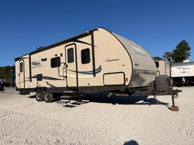 2015 Coachmen RV Freedom Express 28SE photo 1