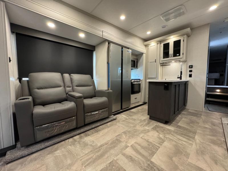 2026 Shasta RVs Phoenix 373MBRB photo 12