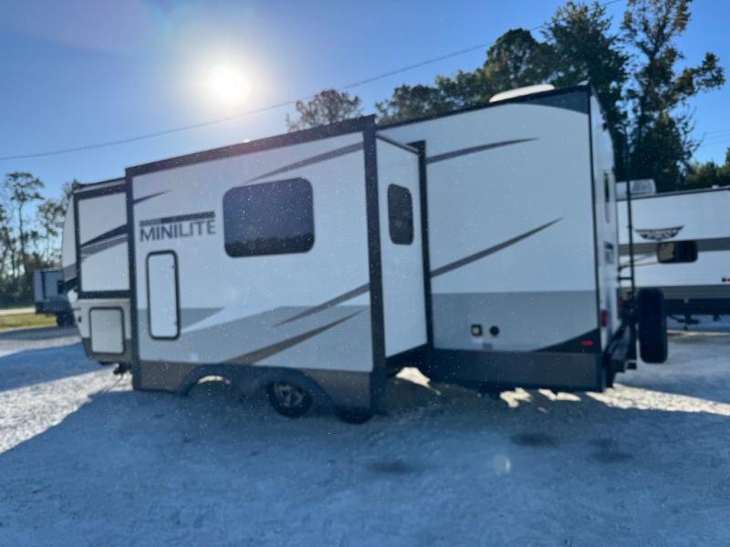 2023 Forest River RV Rockwood Mini Lite 2511S photo 4