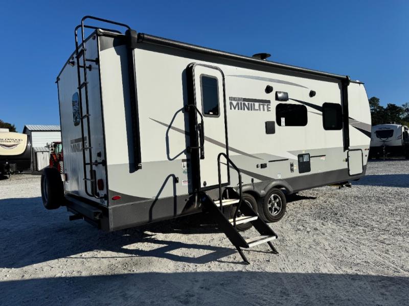 2023 Forest River RV Rockwood Mini Lite 2511S photo 6
